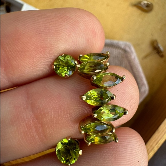 Vintage solid 10k yellow gold genuine clean peridot ring - Picture 14 of 14